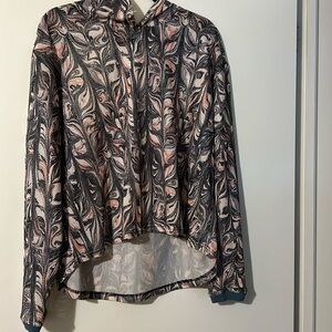 FP Yoga/workout coverup - gray& pink - hooded, throw over sports bra top